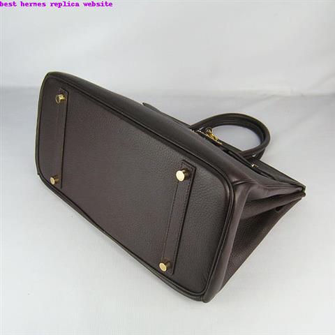 Hermes belts maintain the family's tradition for pursuing perfect and at the same time keeping step with the trend of fashion. best hermes replica website